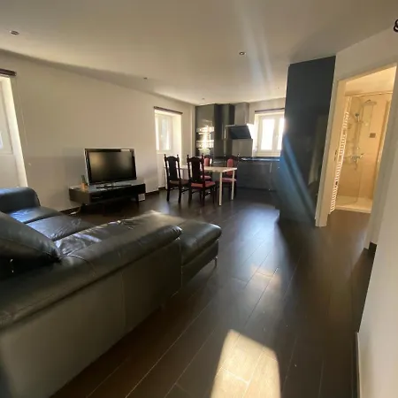 Today Famille Lejlighed Chippis