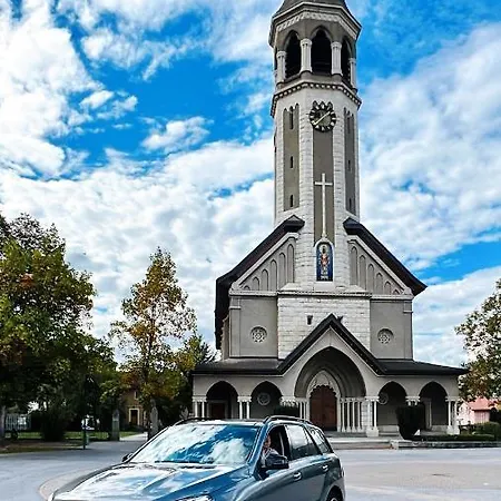 Today Famille - Golf Business Apartamento Chippis