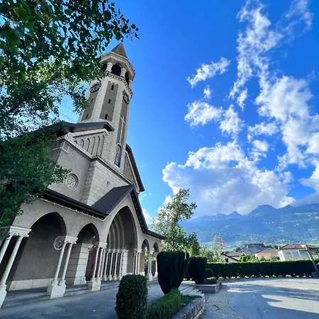 Today Famille - Golf Business Apartamento